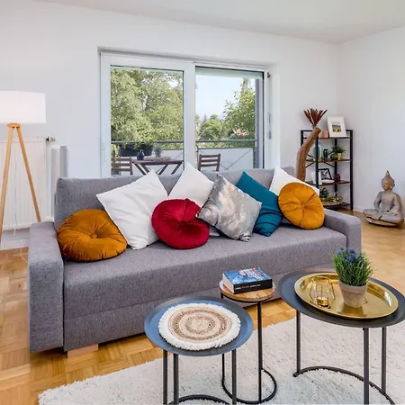 Lejlighed 1og Mitte Helle 70m 2 Naehe Salzburg By Interhome Freilassing